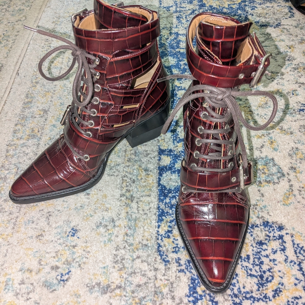 Chloe Red Rylee Cut Out Lace Up Boots 39.5